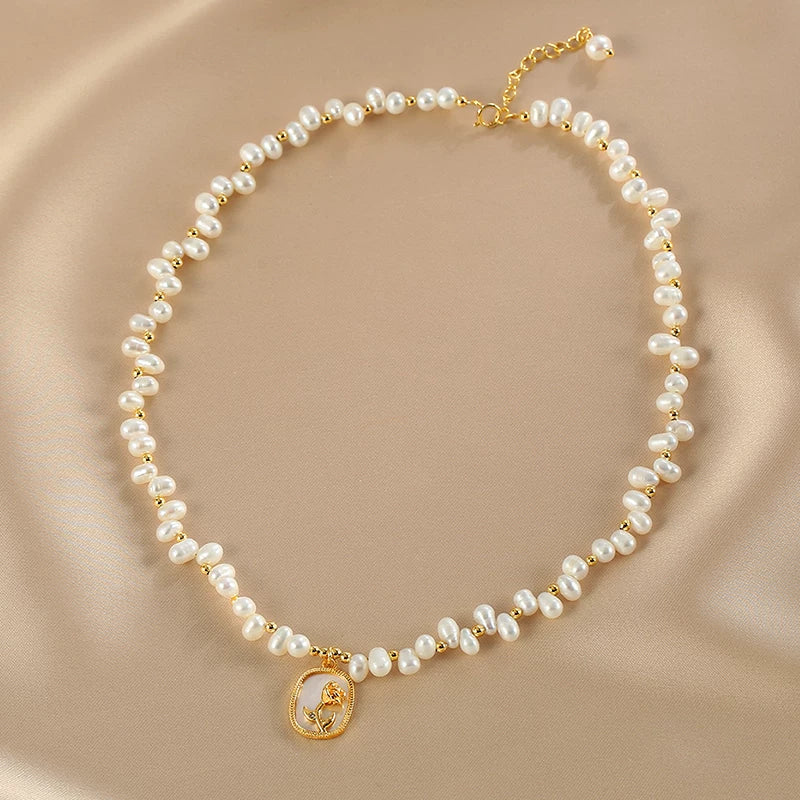 Rose Mirror, Geometric Pendant, Gypsophila, Natural Pearl Necklace, Light Luxury Niche Design, Fairy Temperament Clavicle Chain