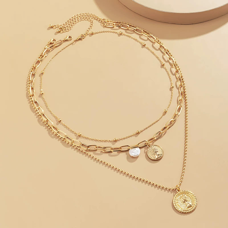 Queen Portrait Bead Chain 3-Piece Necklace Set – Baroque Pearl Clavicle Chain for Women