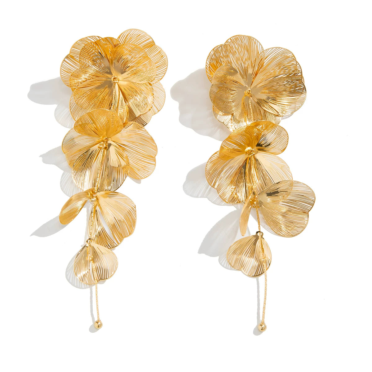 Tassel Ginkgo Leaf Gold Silk Stud Earrings for Women – 2025 Summer Trendy Street Style Influencer-Inspired Ear Jewelry