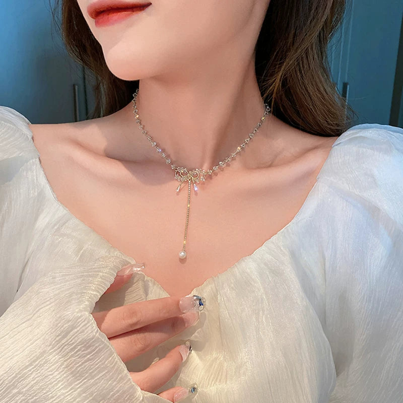 Crystal Bow Pendant Necklace for Women – Minimalist Clavicle Chain Fashion Necklace