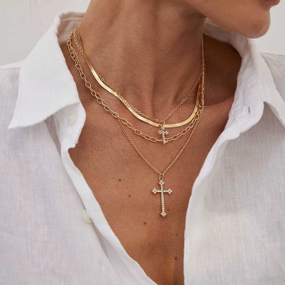 Cross Pendant Multi-Layer Necklace for Women – Clavicle Chain Design