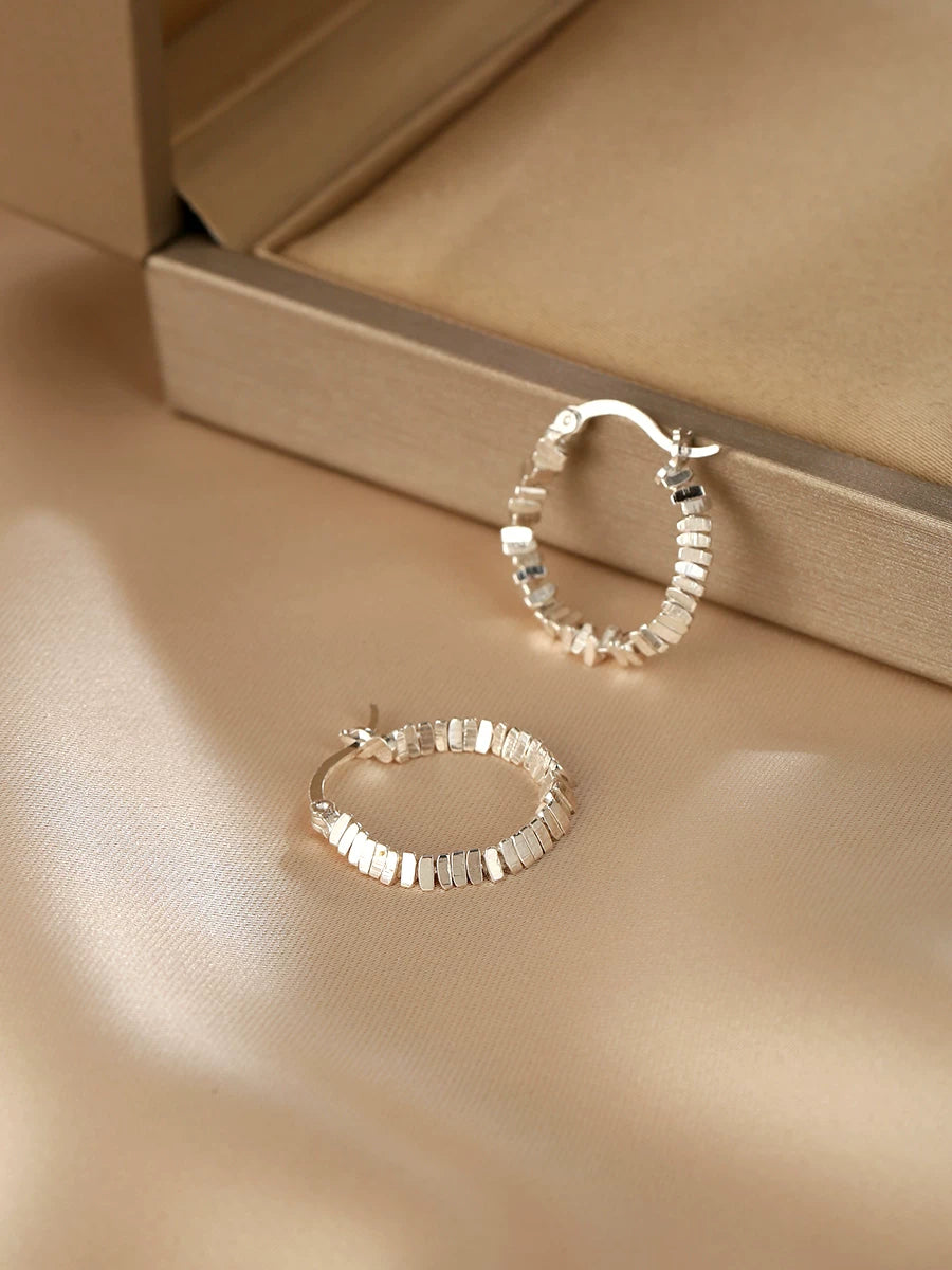 Broken Silver Style Earrings for Women – Retro S925 Sterling Silver Shiny Fashion Earrings