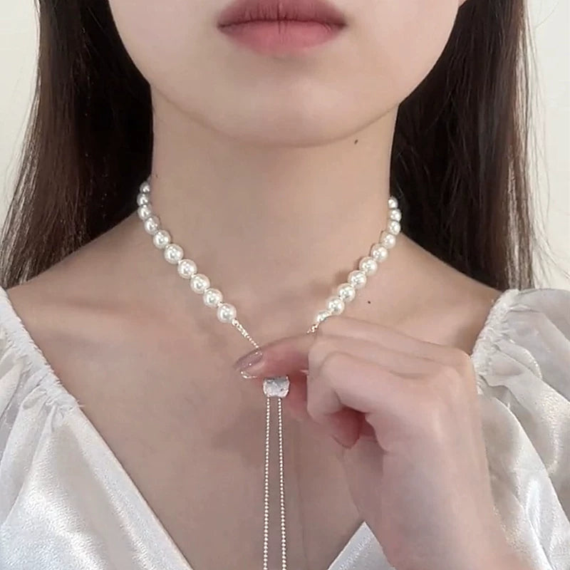 Ice Blue Iris Bead Necklace for Women – French Style Clavicle Chain, Minimalist Fashion Jewelry