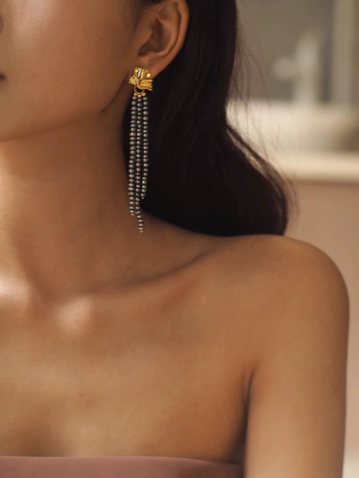 French Tahitian-Style Gray Imitation Pearl Long Tassel Earrings for Women – European & American Baroque-Inspired Pleated Niche Design