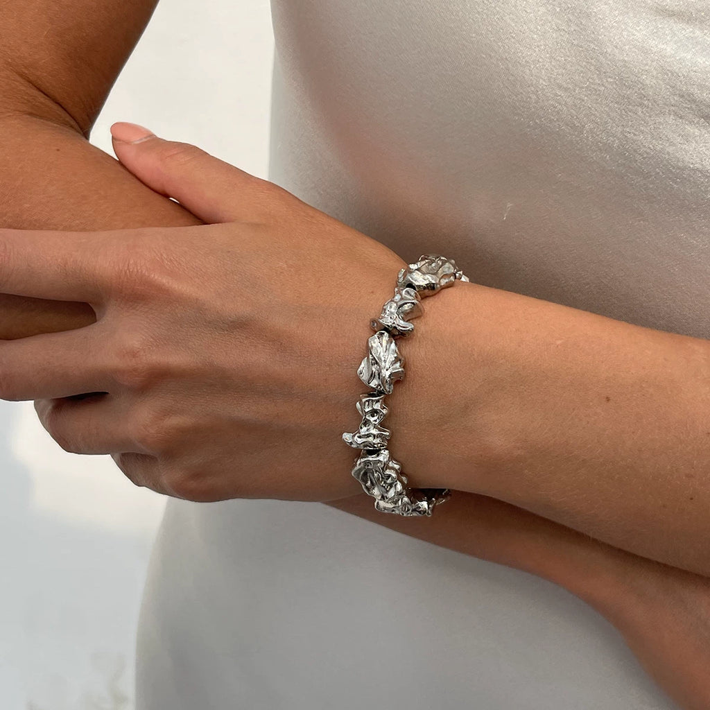 Irregular Geometric Pleated Jewelry Set for Women – Earrings, Bracelet & Necklace