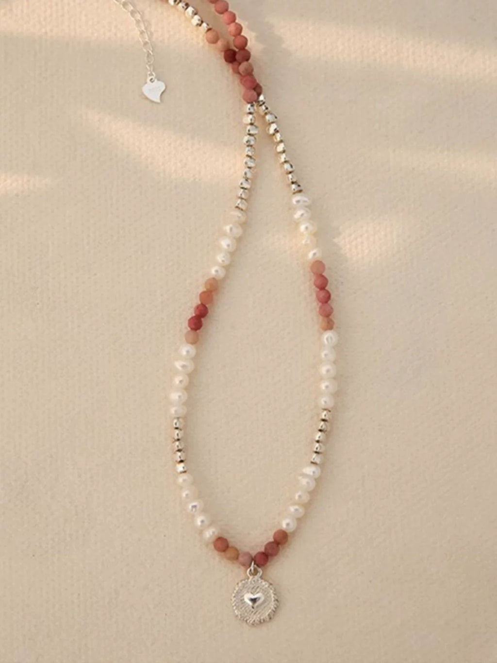 Silver Heart Pearl Clavicle Necklace for Women – Minimalist Love Pendant Necklace