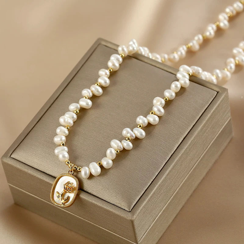 Rose Mirror, Geometric Pendant, Gypsophila, Natural Pearl Necklace, Light Luxury Niche Design, Fairy Temperament Clavicle Chain