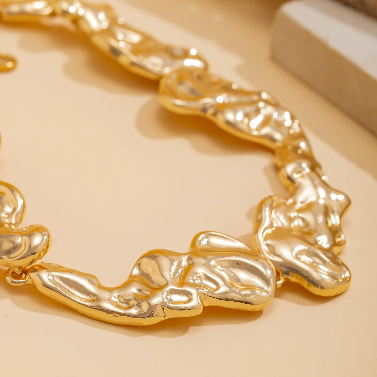 Irregular Geometric Metal Splicing Necklace for Women – Clavicle Chain Design