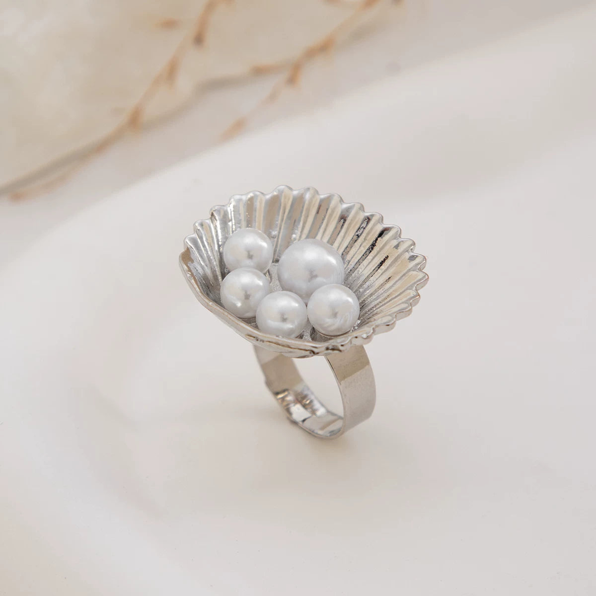 Metal Hat Imitation Pearl Ring For Women 2025 Spring And Summer Fashion Personality Niche Design Internet Celebrity Ins Style Ring Trend