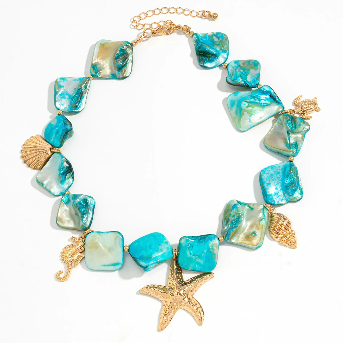 Conch & Scallop Shell Necklace for Women – Clavicle Chain Design