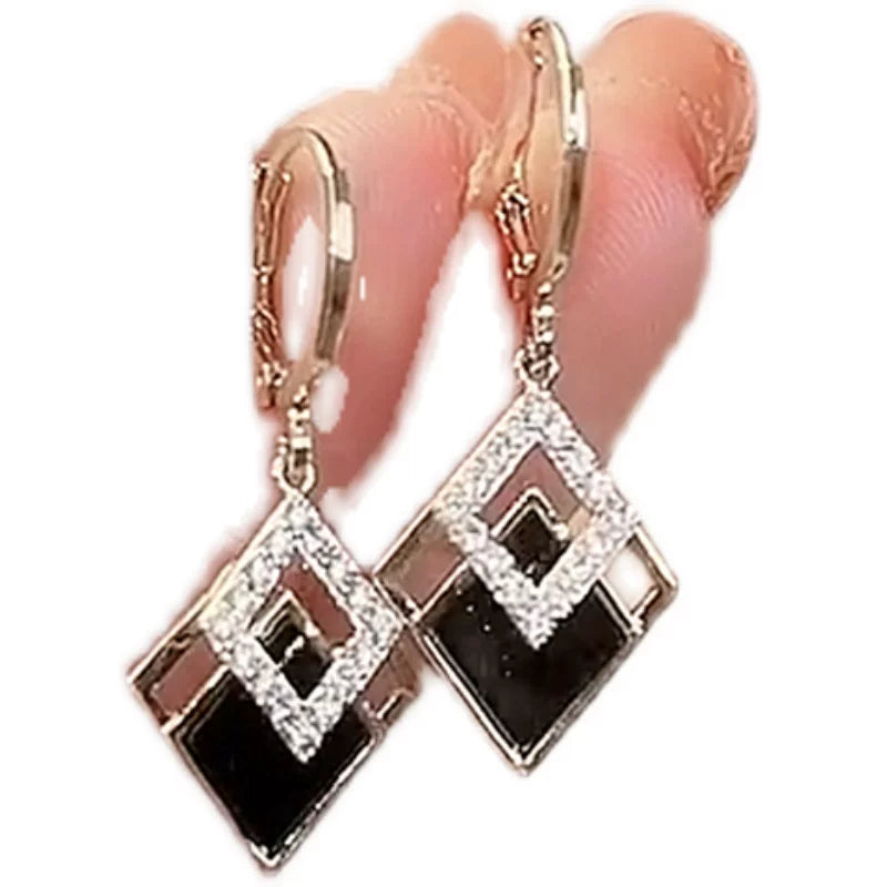 Black Rhombus Earrings for Women – Minimalist Geometric Drop Earrings, Lightweight Fashion Jewelry