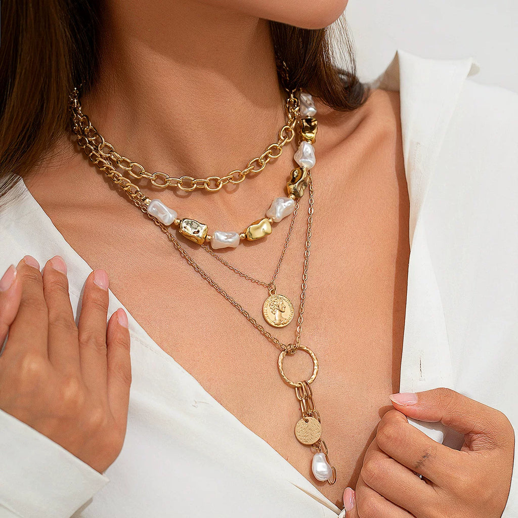 European & American Cuban Locket Imitation Pearl Layered Necklace for Women – Punk Style Metal Portrait Pendant