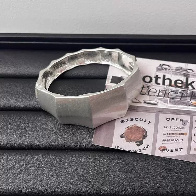 Antique Matte Texture Staggered Open Cuff Bracelet for Women – Wide Edge Minimalist Niche Design Fashion Armband