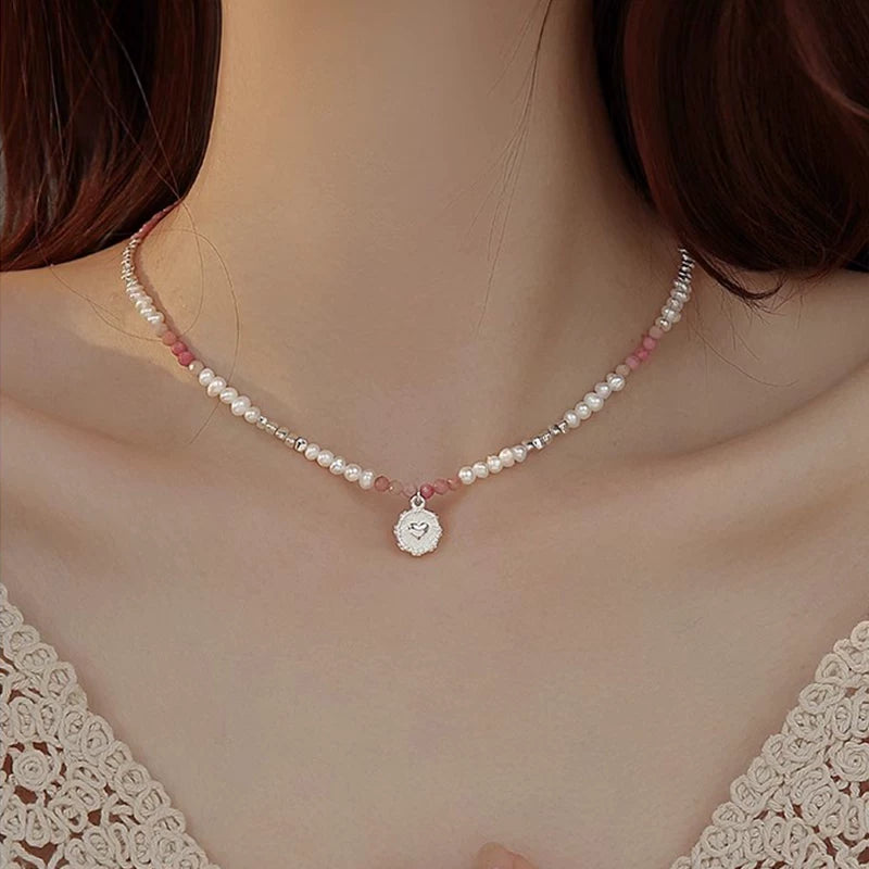 Silver Heart Pearl Clavicle Necklace for Women – Minimalist Love Pendant Necklace
