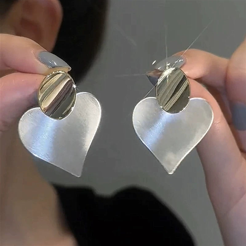 Silver Needle Earrings Niche High-End Fashion Tassel Love Earrings Korean Ins Cool Style Niche Design Curved Surface