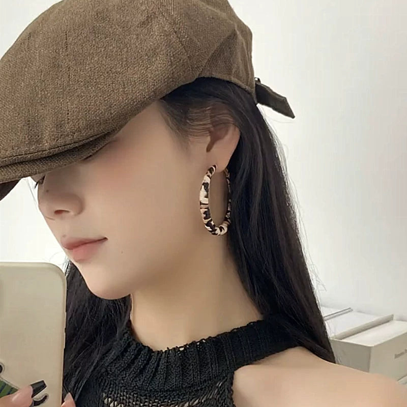 S925 Silver Needle Leopard Print Earrings for Women – Retro Hong Kong Style Lightweight Fashion Earrings