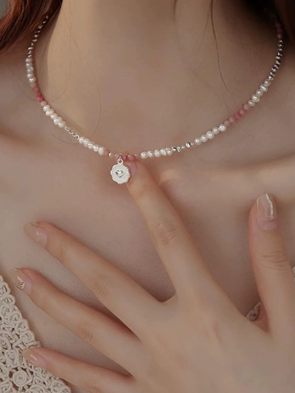 Silver Heart Pearl Clavicle Necklace for Women – Minimalist Love Pendant Necklace