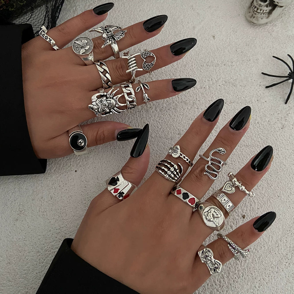 20-Piece Metal Poker Animal Ring Set, Gothic Style Retro Hip-Hop Fashion Festival Matching Ring Combination
