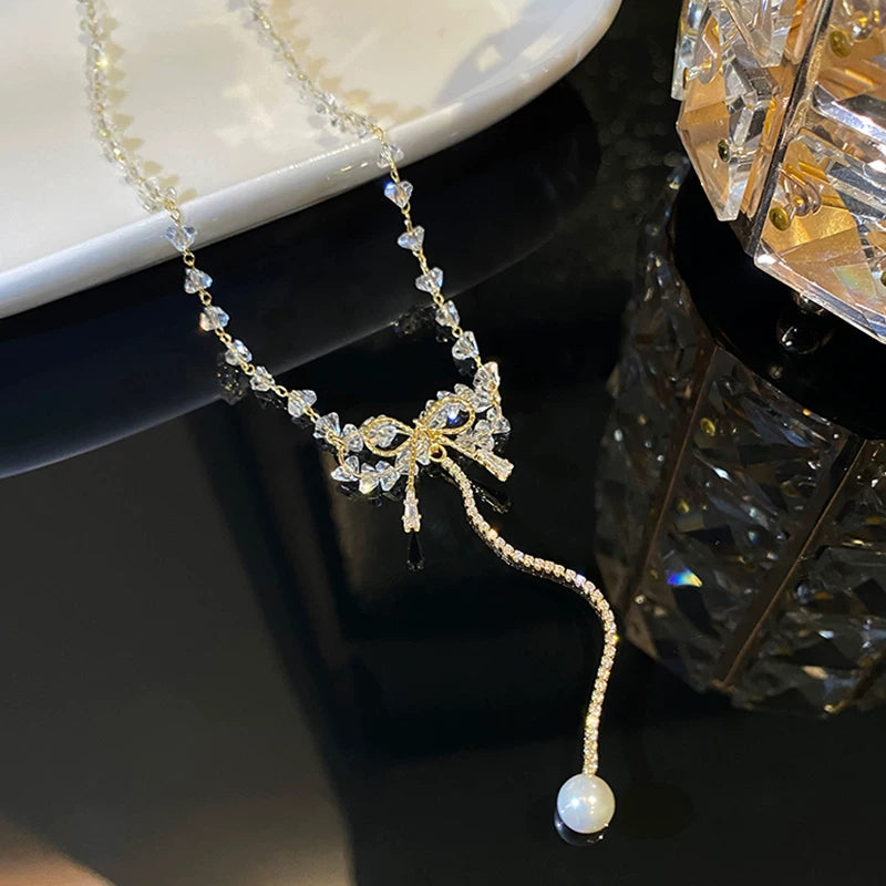 Crystal Bow Pendant Necklace for Women – Minimalist Clavicle Chain Fashion Necklace