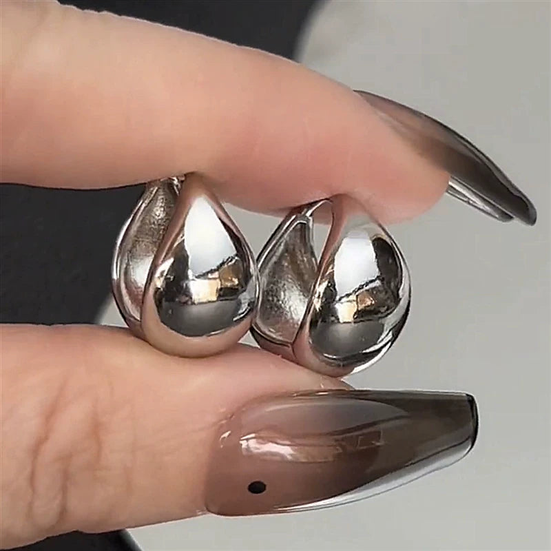 Minimalist Metal Contact Earrings for Women – Cool Style Modern Clip Earrings, Fashion Jewelry