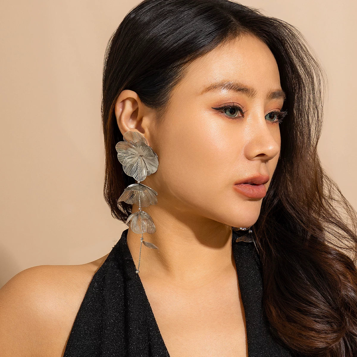 Tassel Ginkgo Leaf Gold Silk Stud Earrings for Women – 2025 Summer Trendy Street Style Influencer-Inspired Ear Jewelry