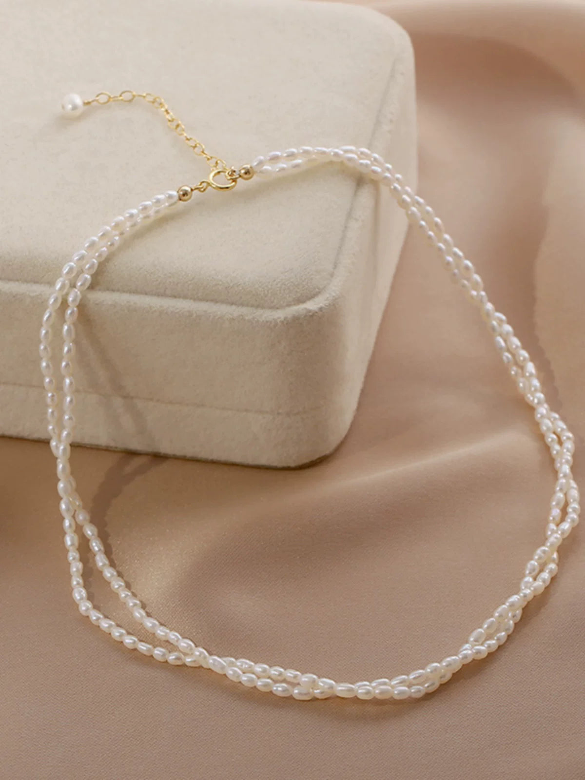 Freshwater Pearl Multi-Layer Tassel Clavicle Necklace for Women – Short Layered Pearl Necklace