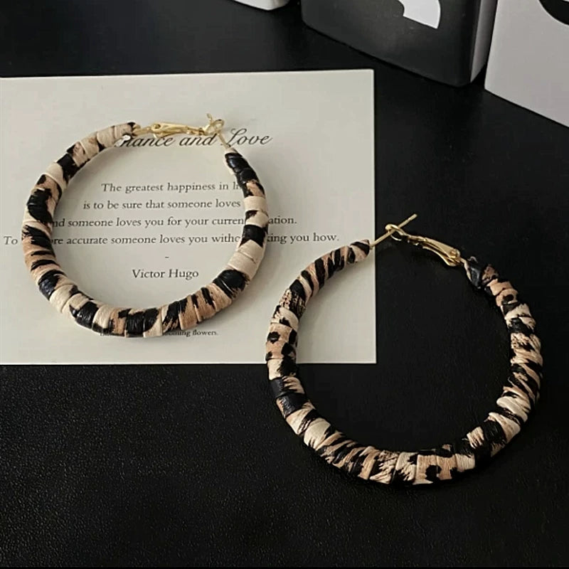 S925 Silver Needle Leopard Print Earrings for Women – Retro Hong Kong Style Lightweight Fashion Earrings