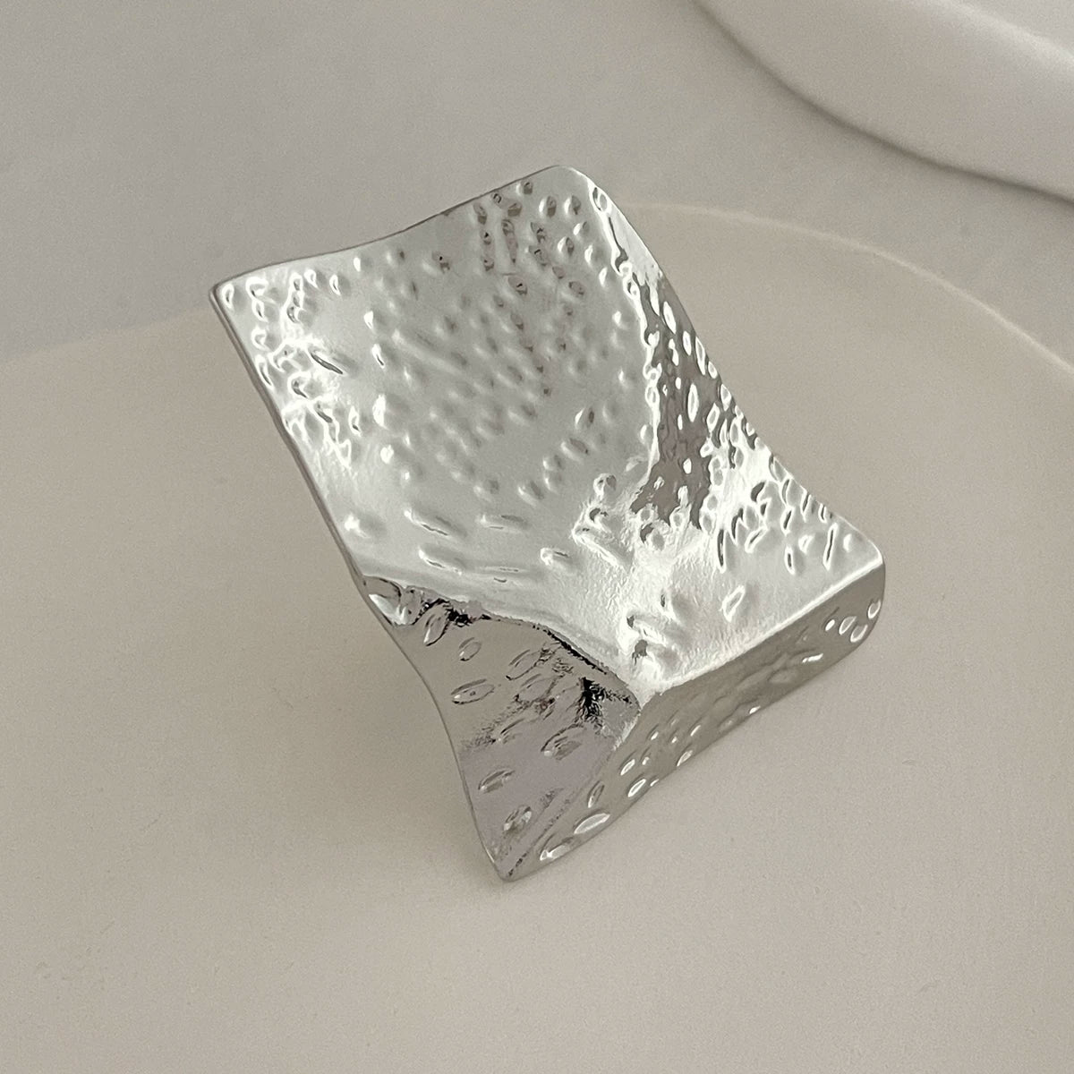 Geometric Square Round Women'S Flower Ring 2025 Spring Fashion Hip-Hop Niche Design Internet Celebrity Travel Photography Style Ring