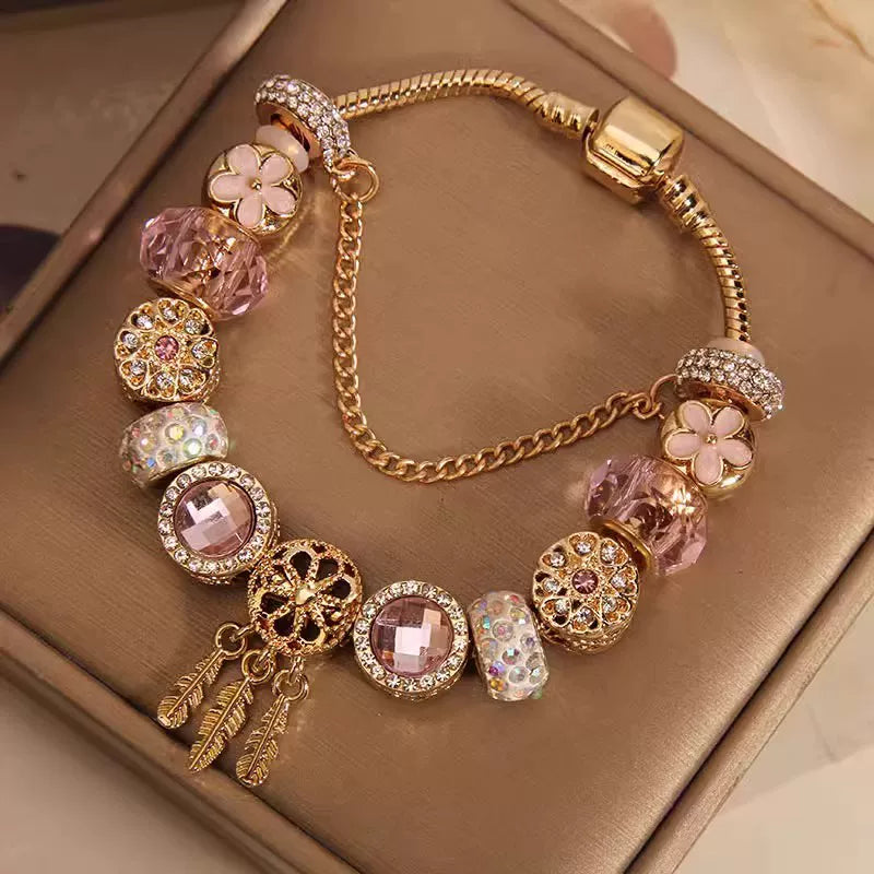 French-Style Dream Catcher Pendant Glass Bead Bracelet for Women – Retro Minimalist Fashion Charm Jewelry