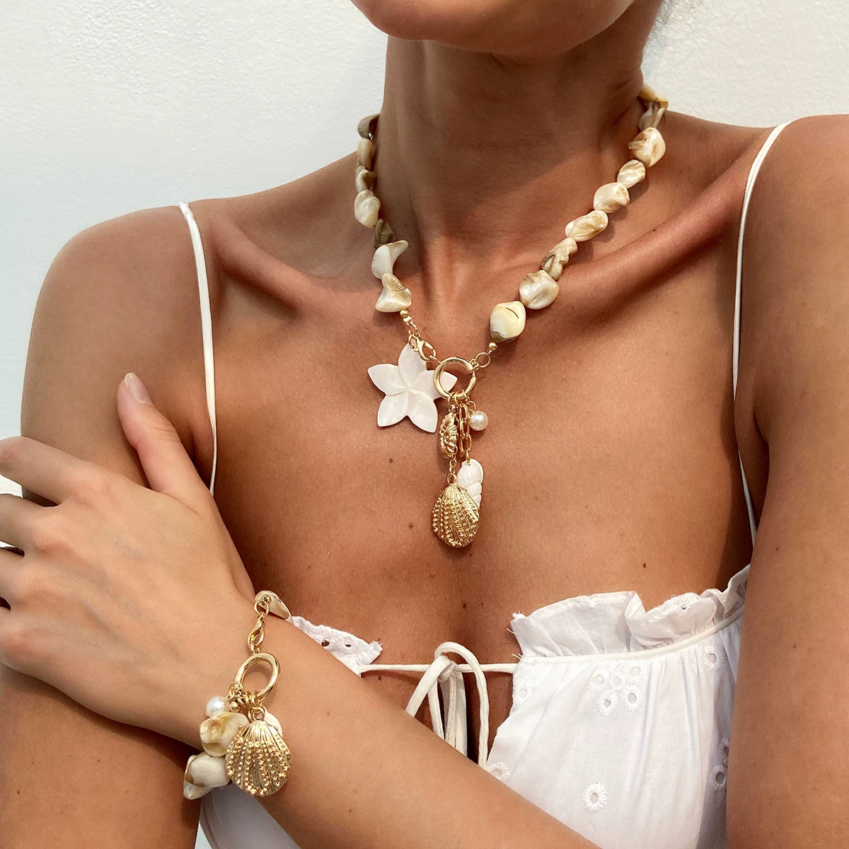Conch Flower Shell Bracelet Necklace for Women – Seaside Vacation Style Niche Design Jewelry, Trendy Beach Accessories