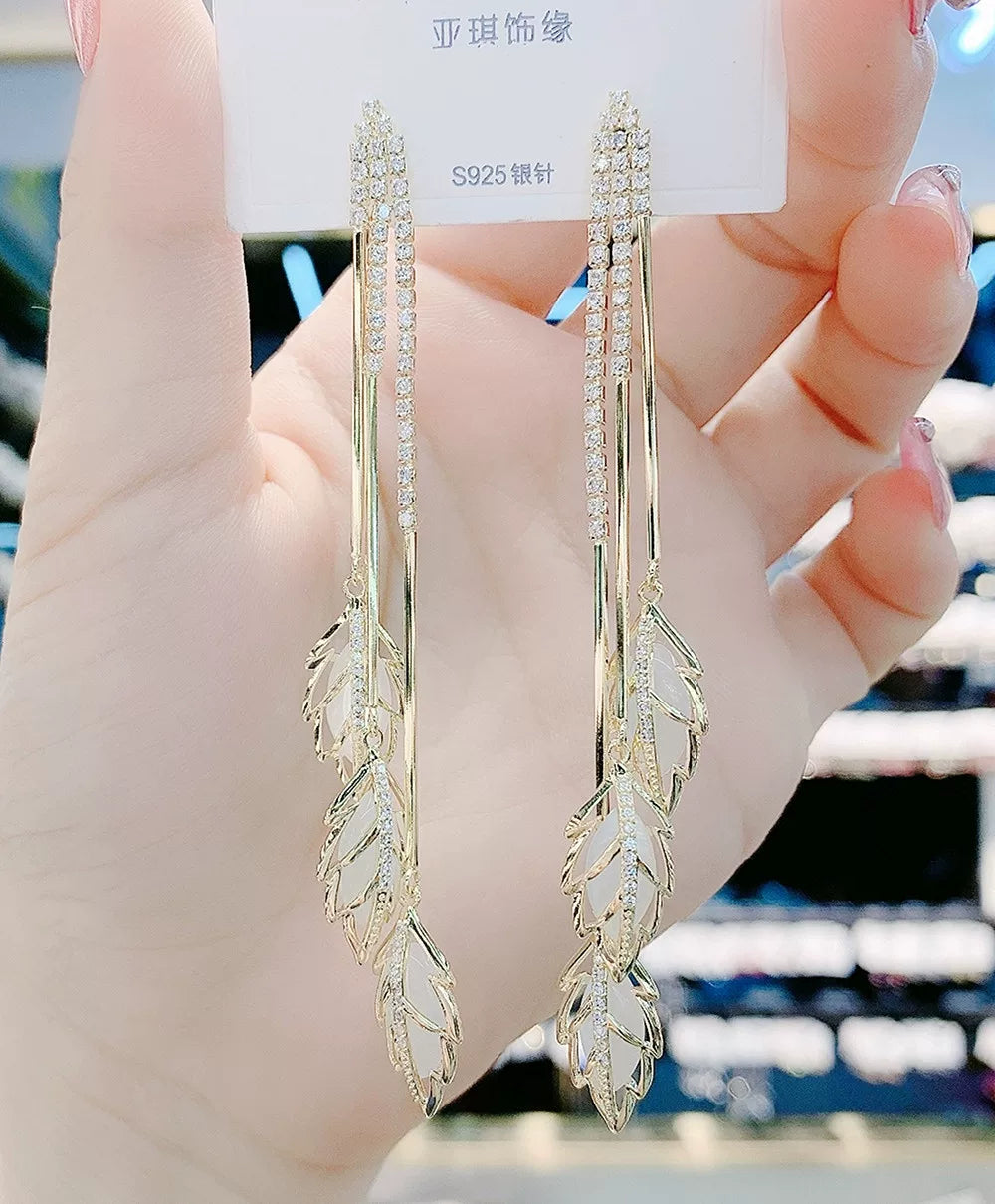 Leaf Cat-Eye Tassel Earrings for Women – Silver Needle Long Drop Fashion Earrings