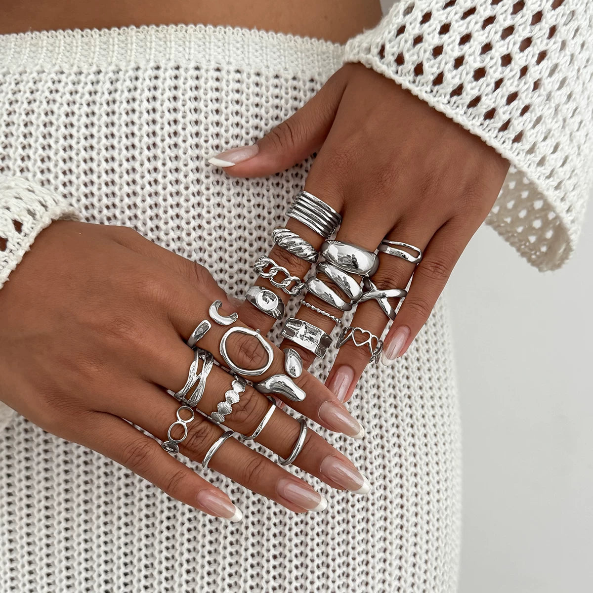 20-Piece Metal Hollow Ring Set, European And American Fashion, Trendy And Personalized Girls' Travel Photography With Ring Accessories