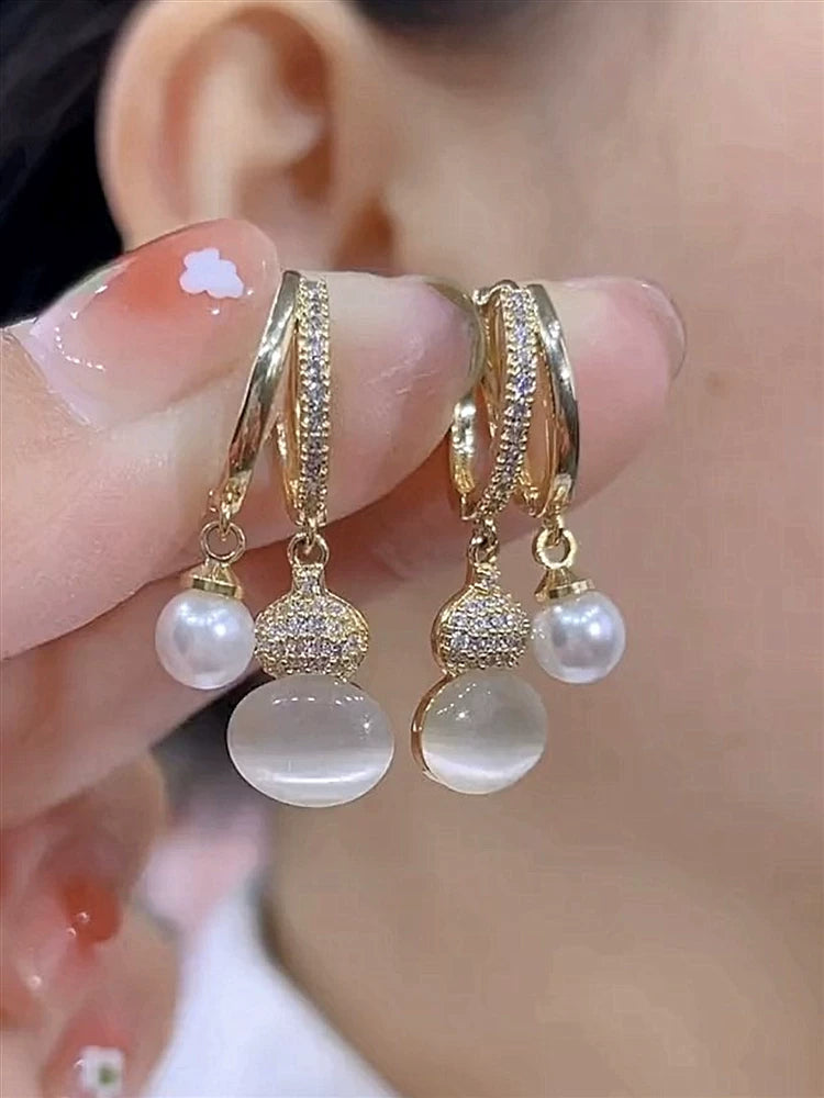 Cat Eye Stone Gourd Pearl Stud Earrings for Women – Elegant Pearl Ear Button Fashion Jewelry