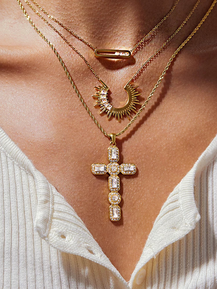 Like V Sunflower Sparkling Stone Titanium Steel Necklace for Women – Elegant Cross Layered Clavicle Chain Fashion Jewelry