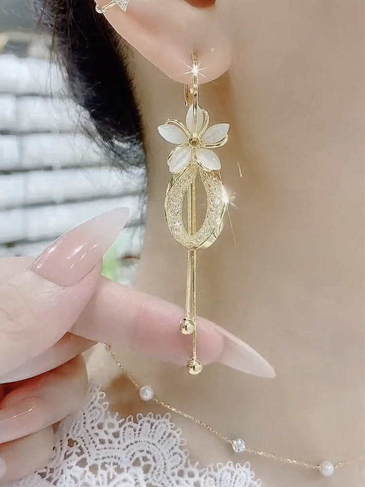Cat Eye Petal Long Earrings for Women – Double Band Design S925 Silver Needle Drop Earrings