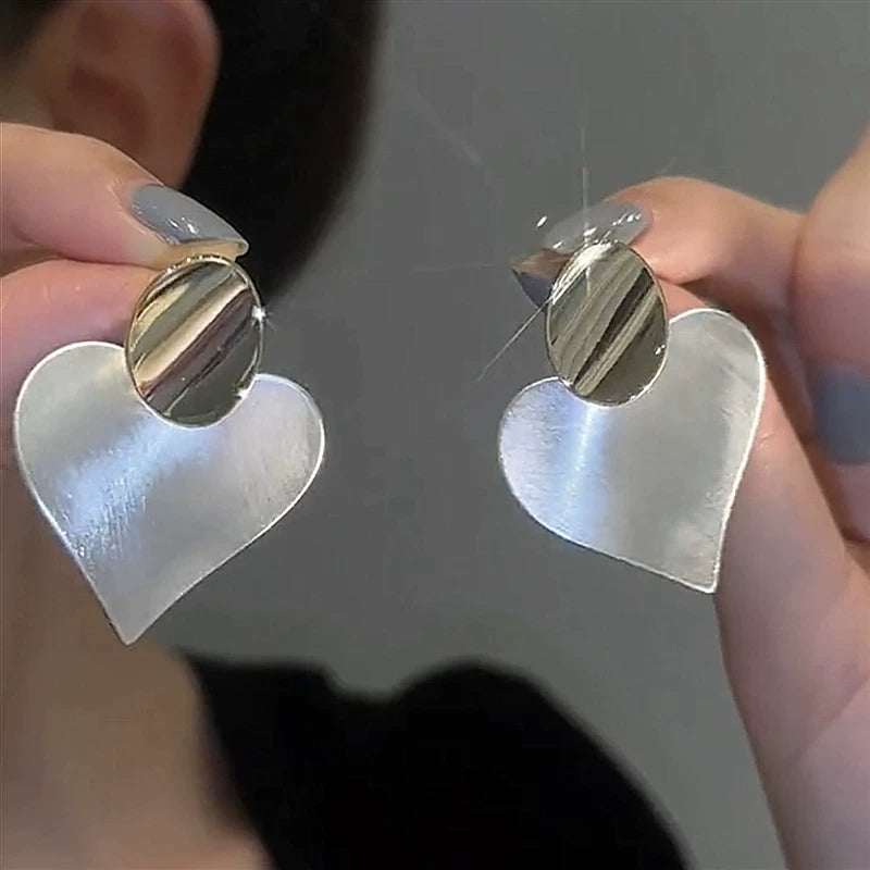 Silver Needle Earrings Niche High-End Fashion Tassel Love Earrings Korean Ins Cool Style Niche Design Curved Surface