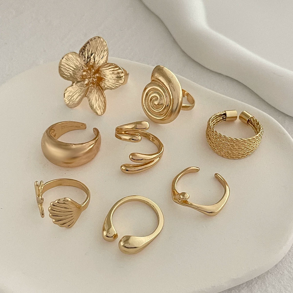 8-Piece Starfish Scallop Ring Set European And American Fashion Niche Design Model Stage Catwalk Accessories