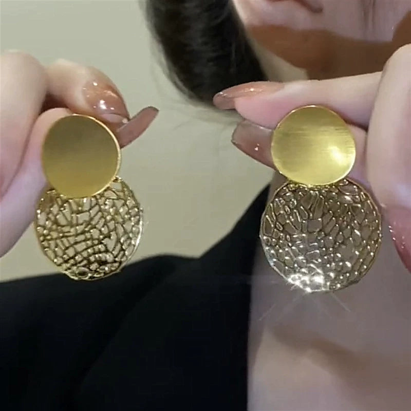 Mesh Metal Earrings for Women – Minimalist Geometric Drop Earrings, Lightweight Cold Style Fashion Jewelry