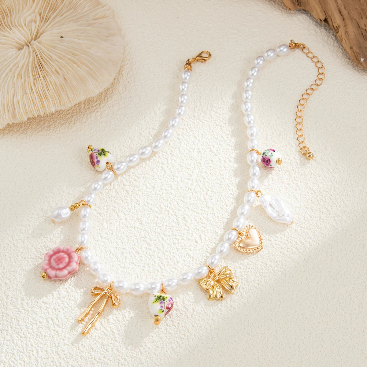 Bow Ceramic Shell Imitation Pearl Necklace for Women – Clavicle Chain Design