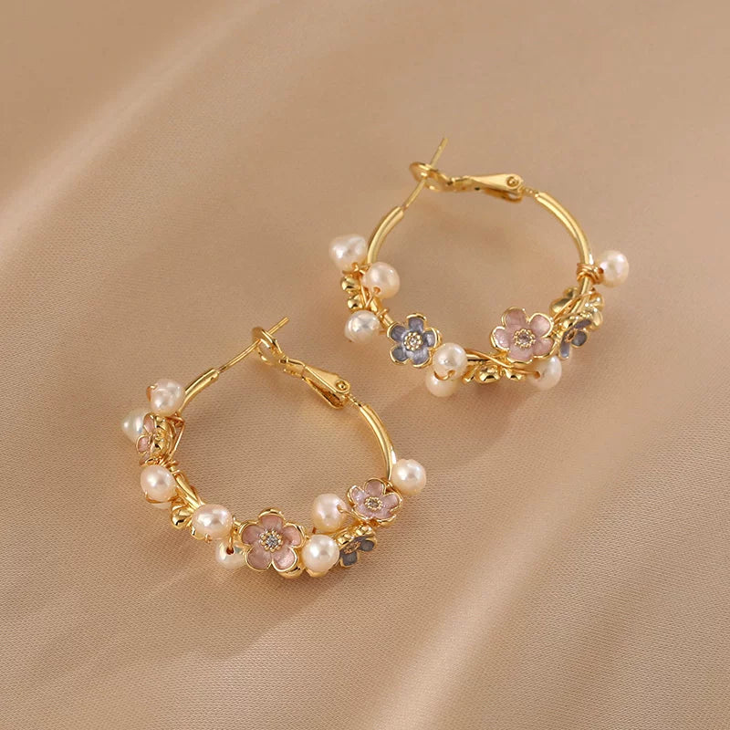 Natural Pearl Flower Earrings for Women – S925 Silver Needle Floral Stud Earrings