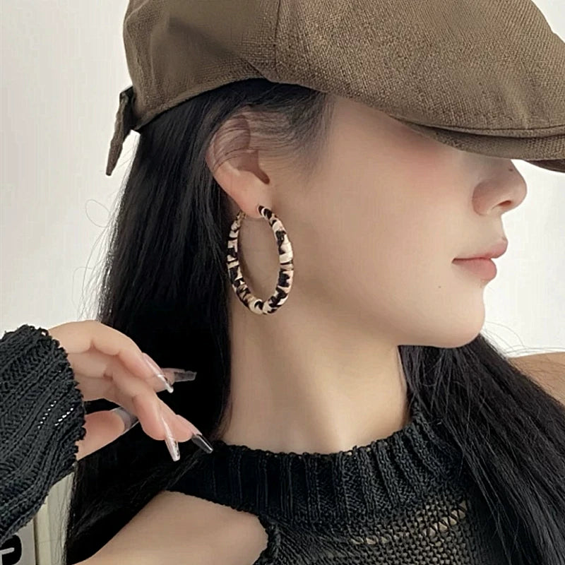 S925 Silver Needle Leopard Print Earrings for Women – Retro Hong Kong Style Lightweight Fashion Earrings