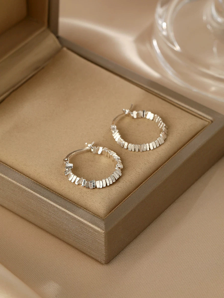 Broken Silver Style Earrings for Women – Retro S925 Sterling Silver Shiny Fashion Earrings