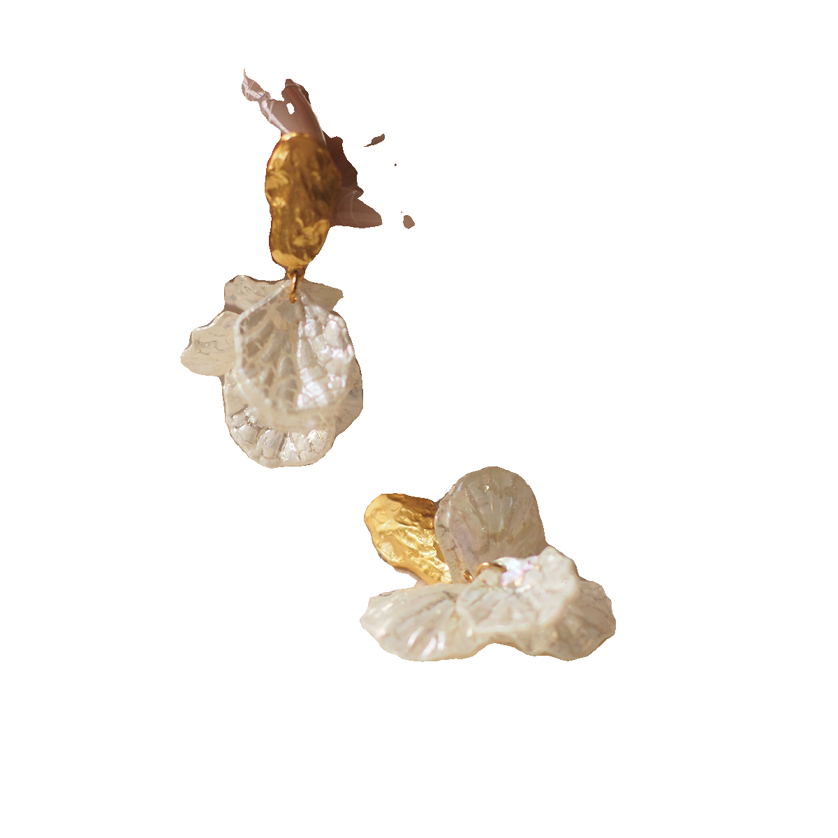 Lucky Koi–Inspired Fish Tail Tassel Earrings for Women – Pearlescent Fritillary Texture European & American Niche Fashion Jewelry