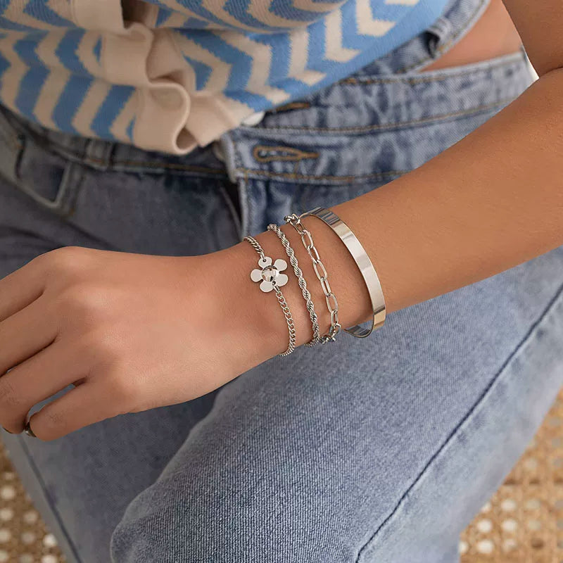 4-Piece Twist Metal Bracelet Set for Women – European & American 2025 Summer Minimalist Influencer-Inspired Hand Jewelry