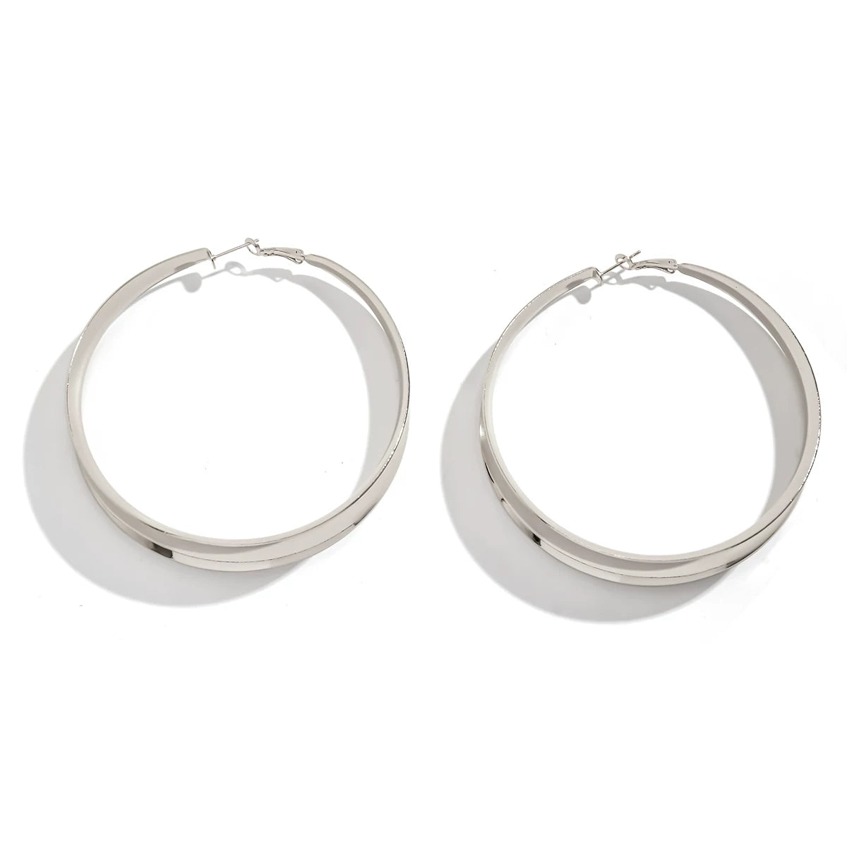 Groove Glossy Circle Metal Earrings for Women – European & American 2025 Spring Trendy Street-Inspired Fashion Jewelry