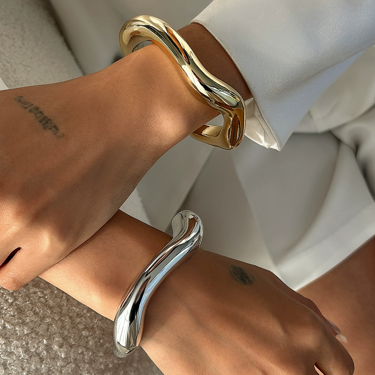 Open CCB Irregular Curved Bracelet for Women – 2025 Summer Trendy Influencer-Inspired Fashion Hand Jewelry