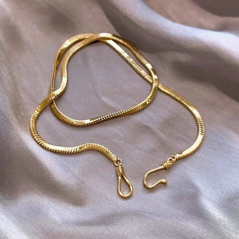 Snake Bone Chain Necklace for Women – Minimalist Collarbone Clavicle Necklace