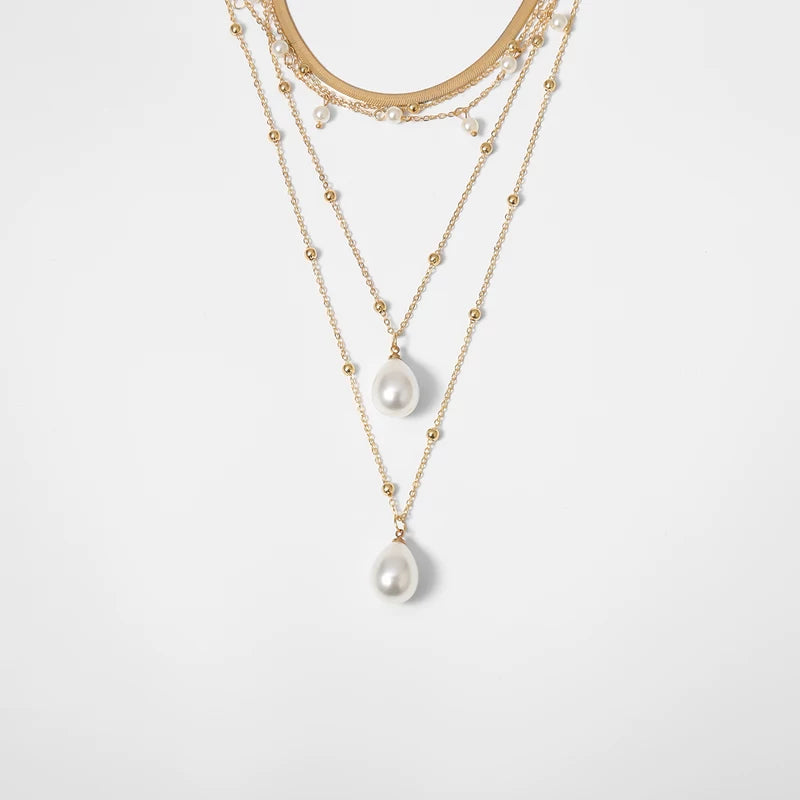 Creative Multi-Layer Pearl Clavicle Necklace for Women – Layered Chain Design