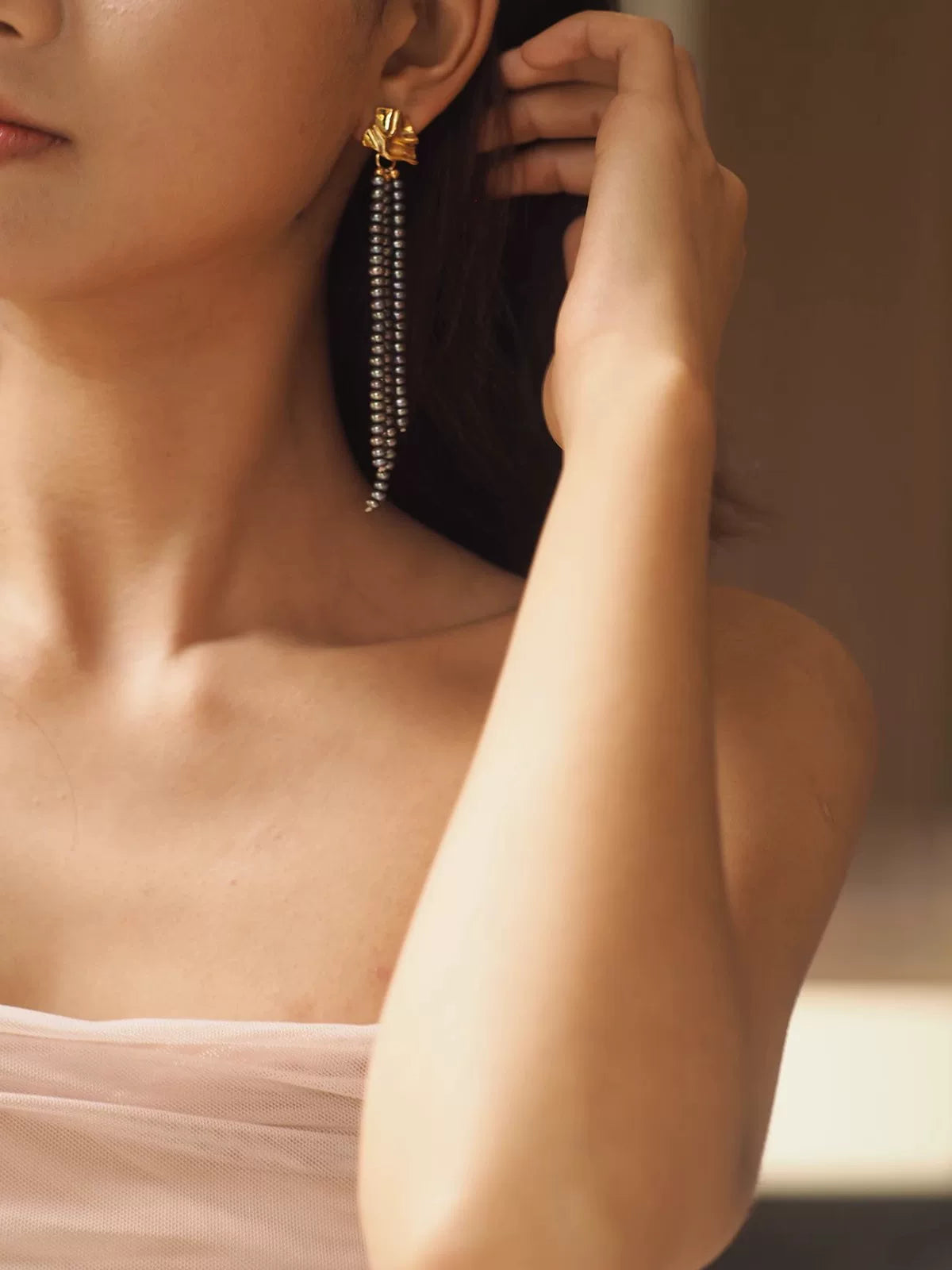 French Tahitian-Style Gray Imitation Pearl Long Tassel Earrings for Women – European & American Baroque-Inspired Pleated Niche Design